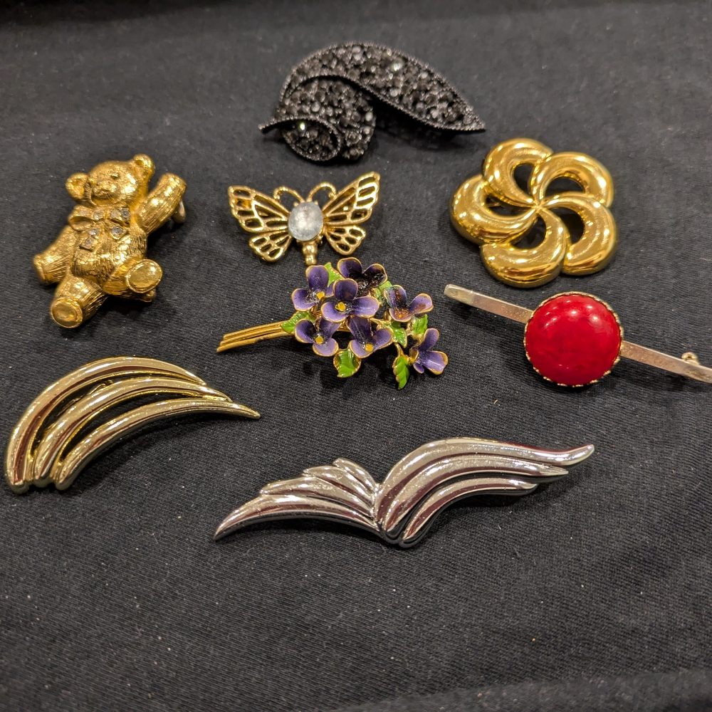 Vintage Signed Avon, Richelieu, Monet, Piscitelli, Brooches Collection